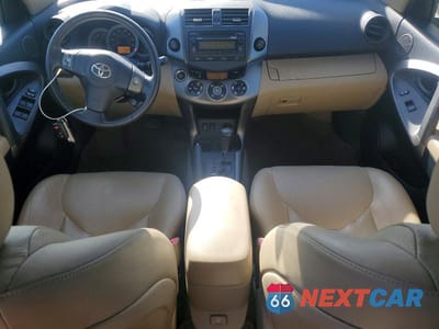 Zdjęcie 8 z 12 samochodu: 2012 TOYOTA RAV4 LIMITED VIN:JTMDF4DV6C5055072 - miniatura