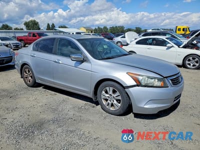 Czwarte zdjęcie samochodu z boku: 2009 HONDA ACCORD LXP VIN:1HGCP26459A031915 - miniatura