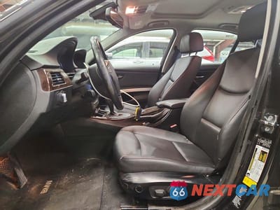 Zdjęcie 7 z 12 samochodu: 2009 BMW 328 XI VIN:WBAPK73589A452422 - miniatura