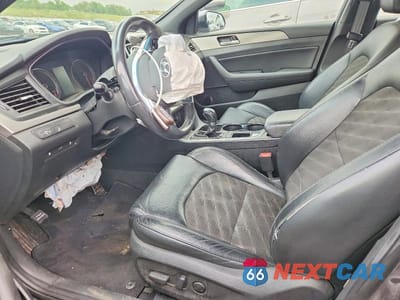 Zdjęcie 7 z 12 samochodu: 2018 HYUNDAI SONATA SPORT VIN:5NPE34AF9JH690178 - miniatura