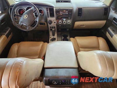 Zdjęcie 8 z 13 samochodu: 2010 TOYOTA SEQUOIA SR5 VIN:5TDZY5G13AS026585 - miniatura