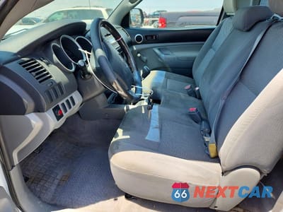 Zdjęcie 7 z 12 samochodu: 2005 TOYOTA TACOMA BASE VIN:5TENX22N75Z105776 - miniatura
