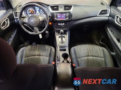 Zdjęcie 8 z 12 samochodu: 2018 NISSAN SENTRA SV VIN:3N1AB7AP2JL640396 - miniatura