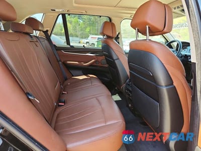 Zdjęcie 11 z 13 samochodu: 2015 BMW X5 XDRIVE50I VIN:5UXKR6C55F0J78096 - miniatura