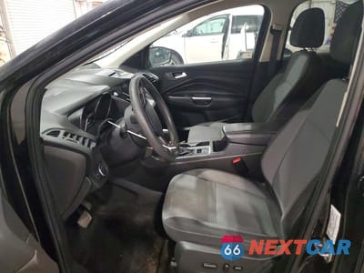 Zdjęcie 7 z 14 samochodu: 2017 FORD ESCAPE SE VIN:1FMCU9G94HUD32162 - miniatura