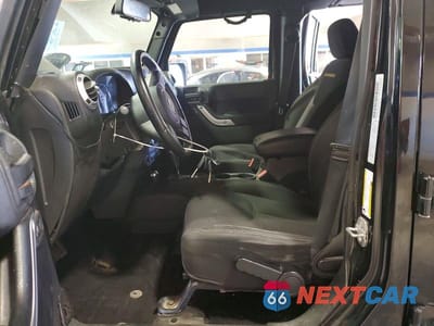 Zdjęcie 7 z 12 samochodu: 2015 JEEP WRANGLER UNLIMITED SAHARA VIN:1C4HJWEG5FL732964 - miniatura