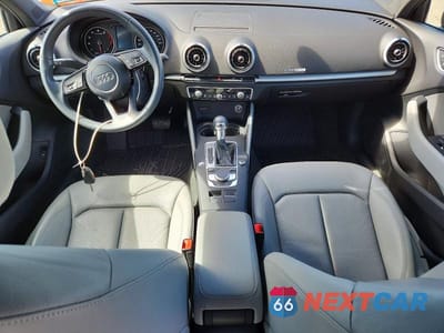 Zdjęcie 8 z 12 samochodu: 2018 AUDI A3 PREMIUM VIN:WAUB8GFF3J1028678 - miniatura
