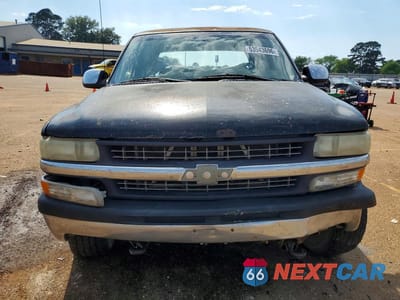 Piąte zdjęcie samochodu w środku: 2001 CHEVROLET SILVERADO K1500 HEAVY DUTY VIN:1GCGK13U41F137373 - miniatura