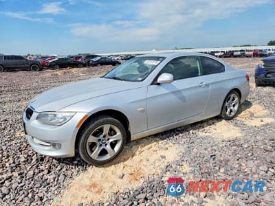 2011 BMW 335 XI WBAKF9C53BE619360 - główne zdjęcie licytacji z USA - miniatura