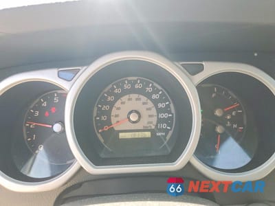 Zdjęcie 9 z 13 samochodu: 2005 TOYOTA 4RUNNER VIN:JTEBU14RX50062942 - miniatura