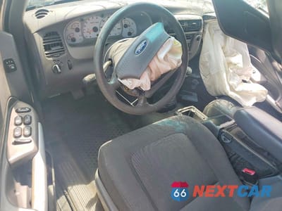 Zdjęcie 8 z 12 samochodu: 2002 FORD EXPLORER SPORT TRAC VIN:1FMZU67E02UB80037 - miniatura