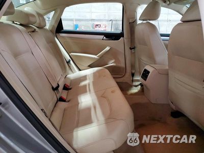 Zdjęcie 10 z 12 samochodu: 2013 VOLKSWAGEN PASSAT SE VIN:1VWBP7A31DC131347 - miniatura