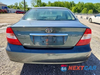Zdjęcie 6 z 12 samochodu: 2002 TOYOTA CAMRY LE VIN:4T1BE32K52U608517 - miniatura