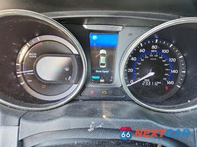 Zdjęcie 9 z 12 samochodu: 2011 HYUNDAI SONATA HYBRID VIN:KMHEC4A45BA003362 - miniatura