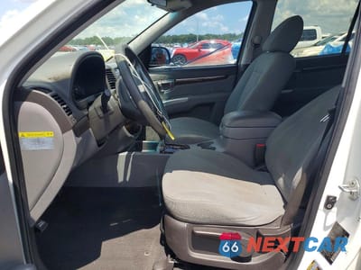 Zdjęcie 7 z 12 samochodu: 2010 HYUNDAI SANTA FE GLS VIN:5NMSG3AB4AH385490 - miniatura
