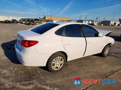 Trzecie zdjęcie samochodu z tyłu: 2010 HYUNDAI ELANTRA GLS VIN:KMHDU4AD8AU851502 - miniatura