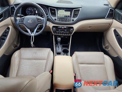 Zdjęcie 8 z 12 samochodu: 2016 HYUNDAI TUCSON LIMITED VIN:KM8J33A20GU193150 - miniatura