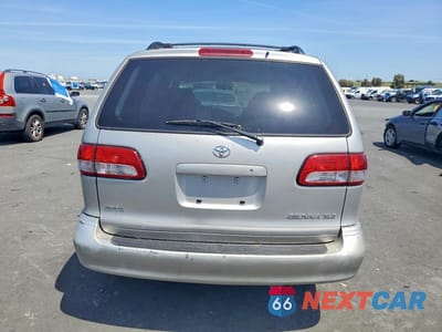 Zdjęcie 6 z 13 samochodu: 2003 TOYOTA SIENNA XLE VIN:4T3ZF13CX3U520496 - miniatura