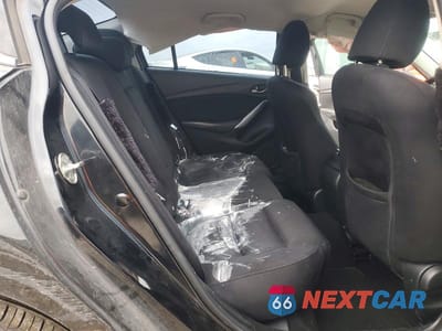 Zdjęcie 10 z 12 samochodu: 2017 MAZDA 6 VIN:JM1GL1U50H1140900 - miniatura