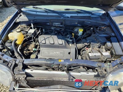 Zdjęcie 12 z 14 samochodu: 2001 FORD ESCAPE XLT VIN:1FMCU04101KB40703 - miniatura