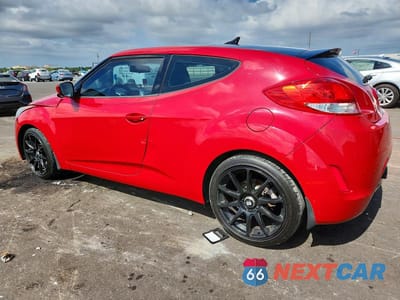 Drugie zdjęcie samochodu z przodu: 2013 HYUNDAI VELOSTER BASE VIN:KMHTC6AD9DU165256 - miniatura