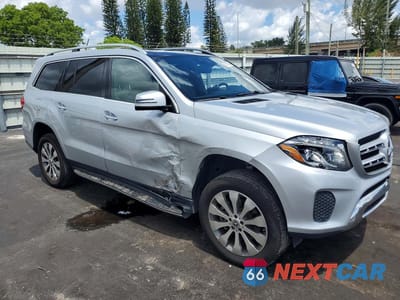 Czwarte zdjęcie samochodu z boku: 2019 MERCEDES-BENZ GLS 450 4MATIC VIN:4JGDF6EE8KB201199 - miniatura