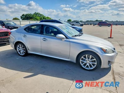 Czwarte zdjęcie samochodu z boku: 2011 LEXUS IS 350 VIN:JTHCE5C28B5001779 - miniatura