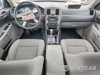 Zdjęcie 8 z 12 samochodu: 2007 CHRYSLER 300 VIN:2C3LA43R27H688167 - miniatura
