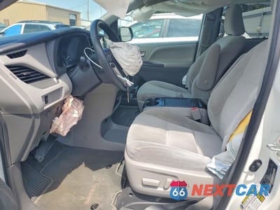 Zdjęcie 7 z 13 samochodu: 2020 TOYOTA SIENNA LE VIN:5TDKZ3DC3LS023309 - miniatura