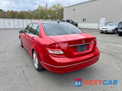 Drugie zdjęcie samochodu z przodu: 2010 MERCEDES-BENZ C 300 4MATIC VIN:WDDGF8BB9AF477573 - miniatura