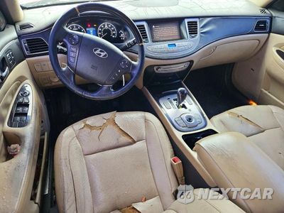 Zdjęcie 8 z 13 samochodu: 2011 HYUNDAI GENESIS 4.6L VIN:KMHGC4DF0BU124420 - miniatura