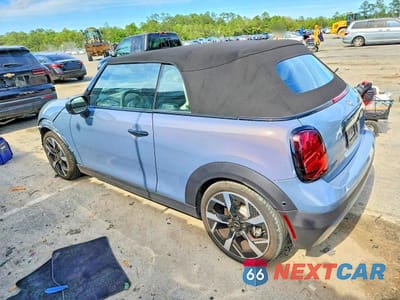 Drugie zdjęcie samochodu z przodu: 2025 MINI COOPER S VIN:WMW23GX09S2X55053 - miniatura