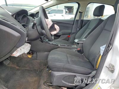 Zdjęcie 7 z 12 samochodu: 2016 FORD FOCUS SE VIN:1FADP3K20GL374877 - miniatura