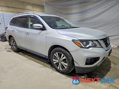 Czwarte zdjęcie samochodu z boku: 2018 NISSAN PATHFINDER SV VIN:5N1DR2MM0JC646618 - miniatura