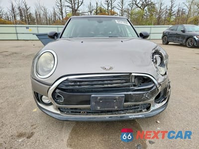 Piąte zdjęcie samochodu w środku: 2016 MINI COOPER CLUBMAN VIN:WMWLN5C54G2E07207 - miniatura