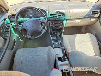 Zdjęcie 8 z 12 samochodu: 2002 SUBARU FORESTER L VIN:JF1SF63542H759925 - miniatura