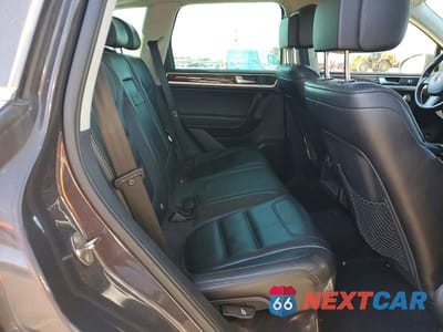 Zdjęcie 11 z 13 samochodu: 2011 VOLKSWAGEN TOUAREG V6 VIN:WVGFF9BP5BD006746 - miniatura