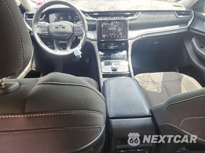 Zdjęcie 8 z 13 samochodu: 2023 JEEP GRAND CHEROKEE LAREDO VIN:1C4RJHAG9PC622541 - miniatura