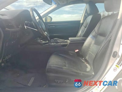 Zdjęcie 7 z 12 samochodu: 2014 LEXUS ES 350 VIN:JTHBK1GG5E2130426 - miniatura