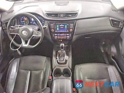 Zdjęcie 8 z 13 samochodu: 2018 NISSAN ROGUE SL VIN:5N1AT2MT4JC776915 - miniatura