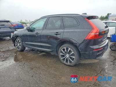 Drugie zdjęcie samochodu z przodu: 2023 VOLVO XC60 PLUS VIN:YV4H60DW9P1217810 - miniatura