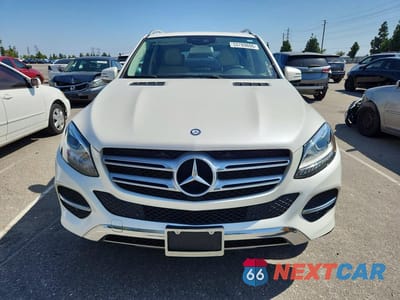 Piąte zdjęcie samochodu w środku: 2017 MERCEDES-BENZ GLE 350 VIN:4JGDA5JB5HA852504 - miniatura