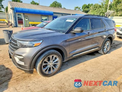 2021 FORD EXPLORER XLT 1FMSK8DH1MGC37185 - główne zdjęcie licytacji z USA - miniatura