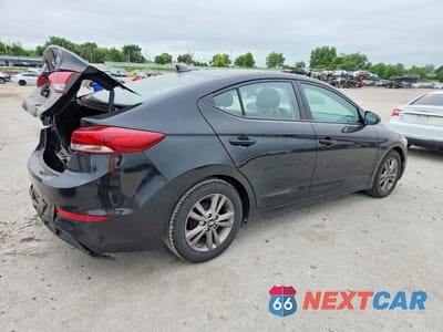 Trzecie zdjęcie samochodu z tyłu: 2017 HYUNDAI ELANTRA VALUE EDITION VIN:5NPD84LF6HH152249 - miniatura