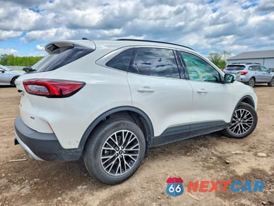 Trzecie zdjęcie samochodu z tyłu: 2024 FORD ESCAPE VIN:1FMCU0E12RUB01660 - miniatura