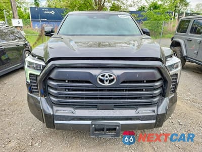 Piąte zdjęcie samochodu w środku: 2024 TOYOTA TUNDRA 1794 EDITION HV VIN:5TFMC5DB8RX058718 - miniatura