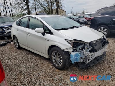 Czwarte zdjęcie samochodu z boku: 2011 TOYOTA PRIUS FOUR VIN:JTDKN3DU4B0324046 - miniatura