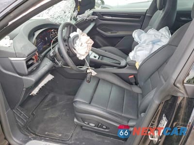 Zdjęcie 7 z 13 samochodu: 2025 PORSCHE MACAN 4S VIN:WP1AB2XA9SL153661 - miniatura