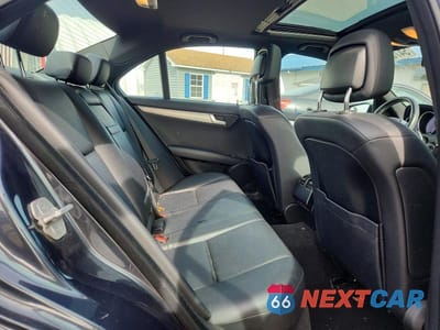 Zdjęcie 10 z 12 samochodu: 2014 MERCEDES-BENZ C 300 4MATIC VIN:WDDGF8AB3EG183071 - miniatura
