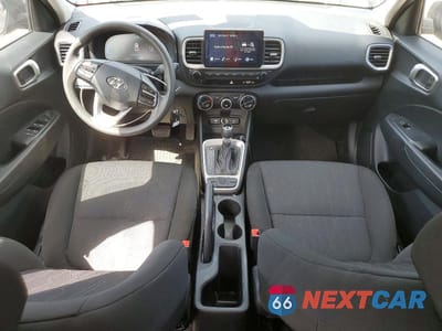 Zdjęcie 8 z 13 samochodu: 2024 HYUNDAI VENUE SE VIN:KMHRB8A31RU340249 - miniatura